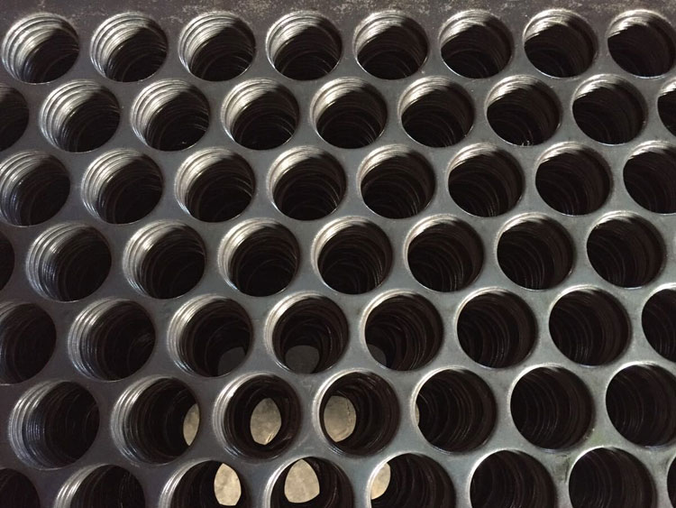 篩板加工產品除了配合機械使用還可以單獨完成任務