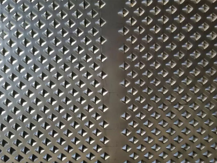 篩板中圓孔篩板的特點